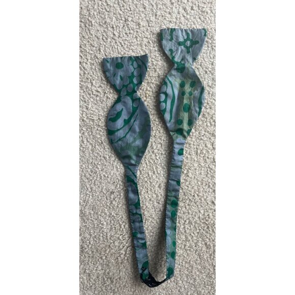 Vtg Hand Tie Dyed Greens Abstract Self Tie Formal Silk Bowtie Lining Numbered - Picture 9 of 10